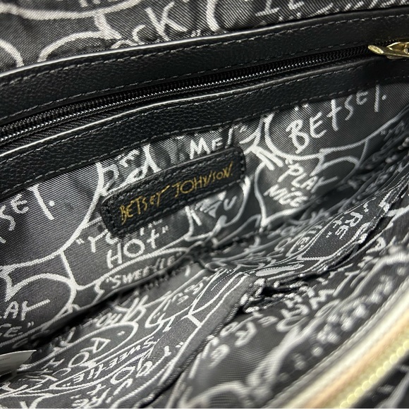 Betsy Johnson double zip wristlet *broken zipper* - Picture 10 of 10